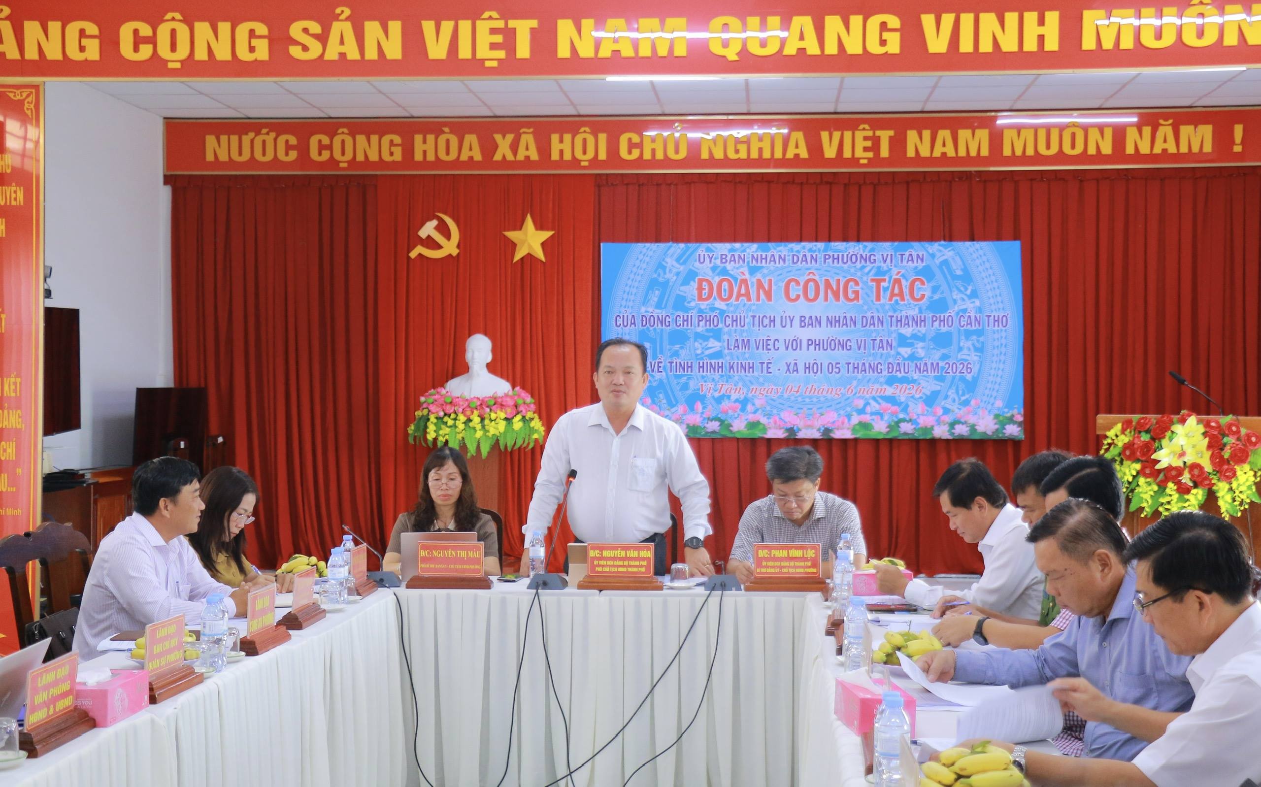 Phó Chủ tịch UBND thành phố Nguyễn Văn Hòa làm việc với phường Vị Tân